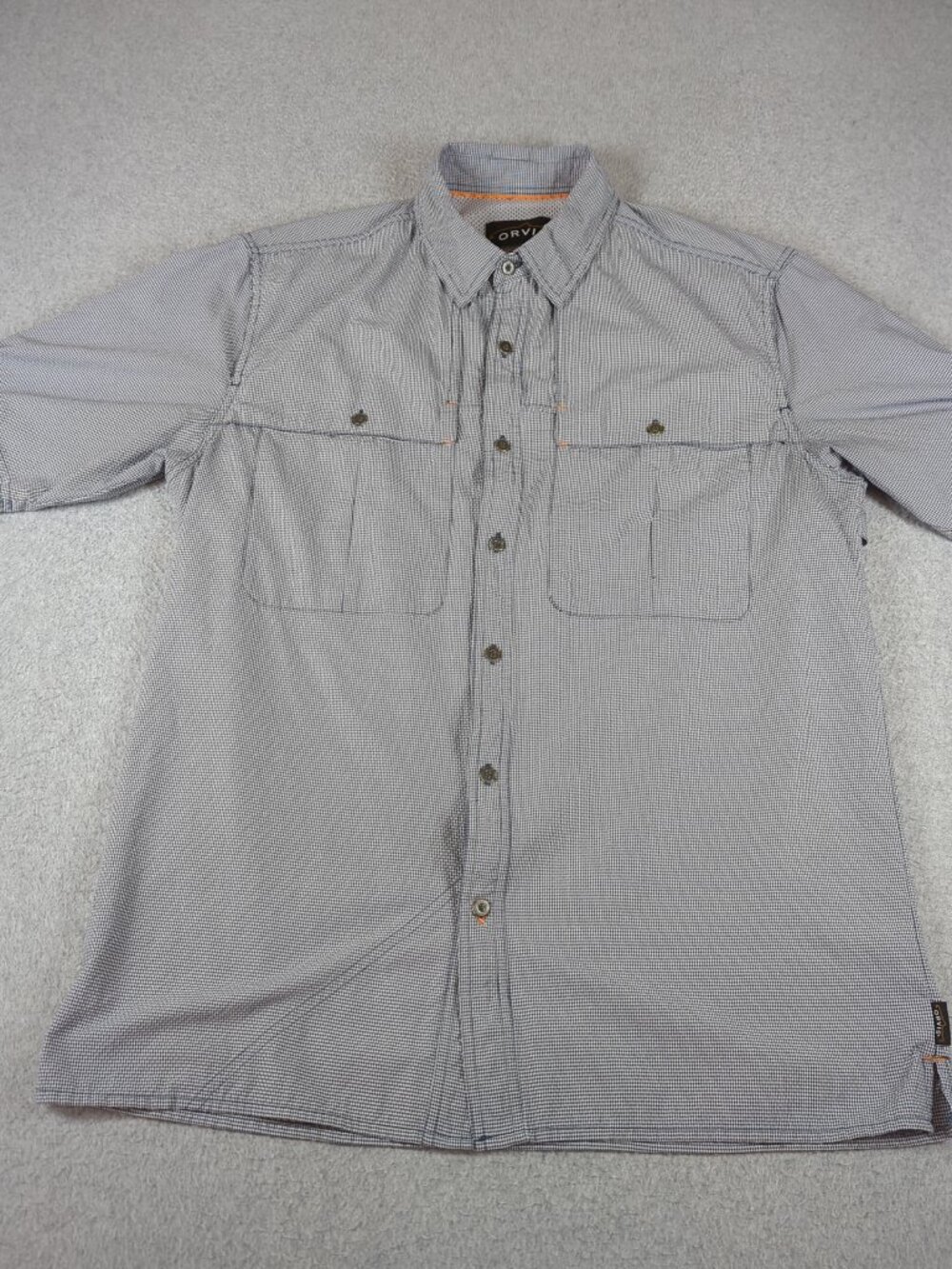 Orvis Vented Fishing Shirt Men's Medium Gray Nylon Short Sleeve Button Up